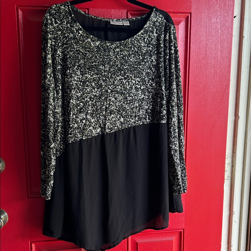 Avenue Black and White Textured Blouse
